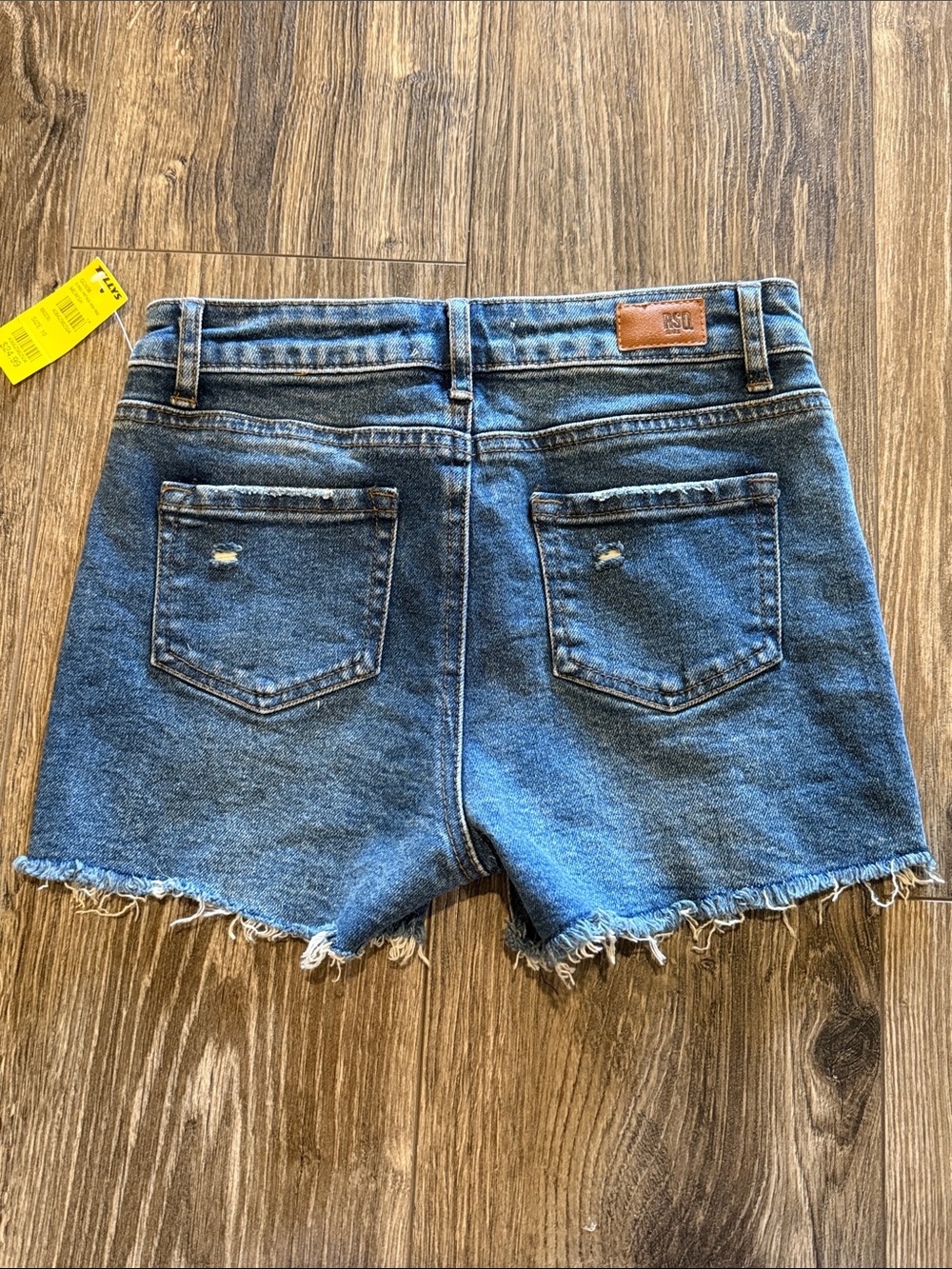 RSQ vintage high rise Denim Shorts - Picture 2 of 4